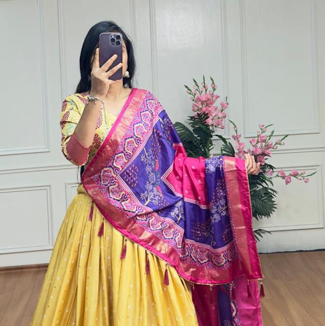Artriddhs Dola silk vol 107 Designer lehengha choli suppliers in Kolkata